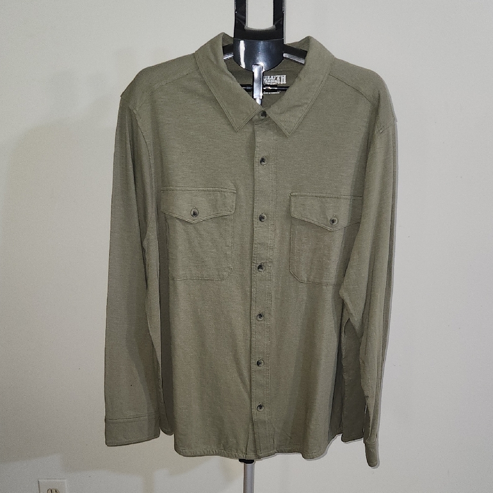 Duluth Trading Sage Green Collared Shirt. Size XXL.